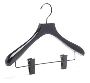 China factory Supplier top sales deluxue custom wooden suit hanger with metal clip