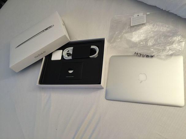 Apple Macbook pro & Air All Available in stock