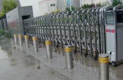 automatic bollard