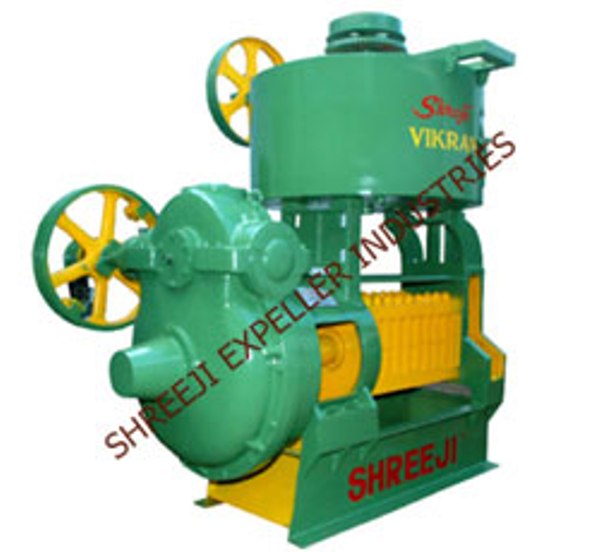 Motor :30 HP  Capacity	: 10 TON / 24 Hour  Extract Oil from all Oilseeds:Sunflower ,Cotton,Groundnut,Linseed, ,Palm Kernel etc