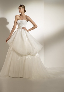 Ball Gown Strapless Floor Length Attached Tulle Embroidery/ Lace Wedding Dress - weddiing dresses