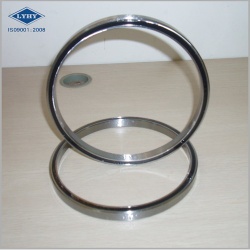 Thin section angular contact ball bearing