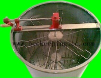 6 frame manual honey extractor