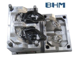 Auto Light Plastic Parts Injection Mould