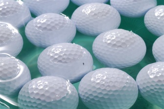 Floating golf ball