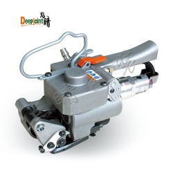 Pneumatic strapping tool