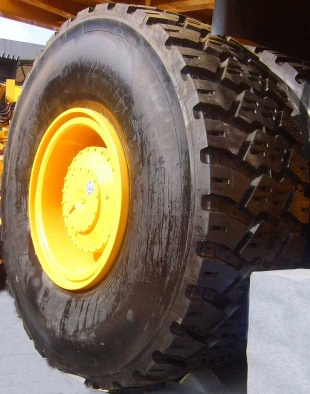OTR giant mining tire tyre