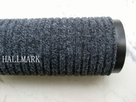 Kitchen mats which can absorb water and oil