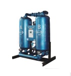 Desiccant air dryer
