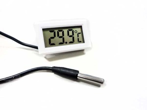 Thermometer with external sensor