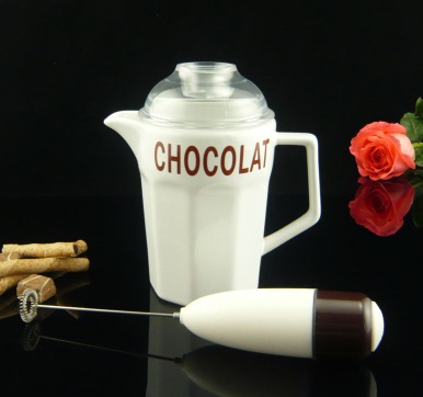 Ceramic hot chocolate jug