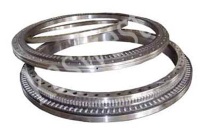 Slewing bearing