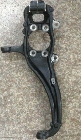 steering kncukle/knuckle spindle FOR NISSAN