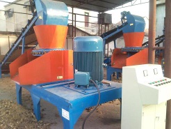 wooden briquetteing machine