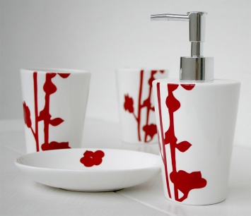 red flower High-quality porcelain bathroom set