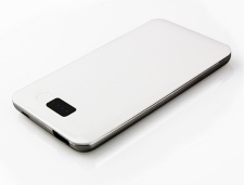 5000mAh power bank with ultra thin design .only 8mm