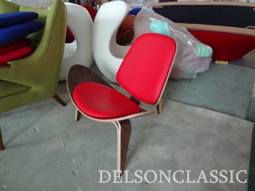 wegner plywood lounge chair CH07 Shell chair