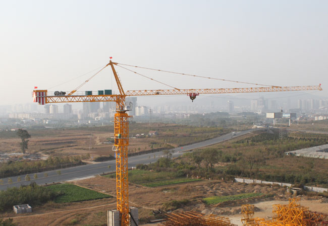 Tower crane QTZ160(6018/6515)
