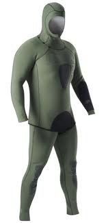 spearfishing suits