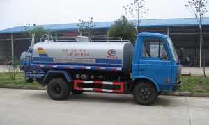 water tank truck