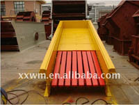 Stone vibrating feeder