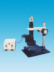 Three-dimensional rotated zoom video microscopes