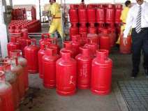 LPG Cylinders, Valves, Regulators & Adaptors